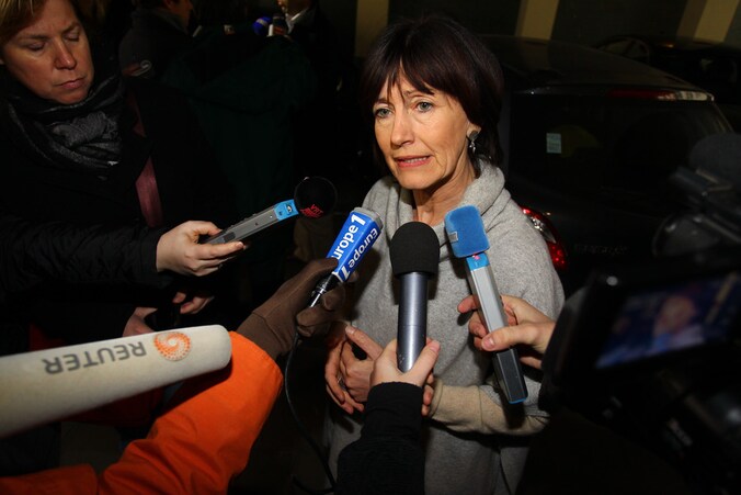 PS-vicepremier Laurette Onkelinx staat de pers te woord na het akkoord over de begroting.
