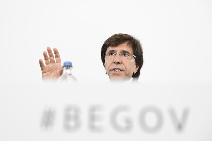Premier Elio Di Rupo: "De Chinese premier heeft op eigen initiatief aangegeven dat zijn land bereid is twee panda's aan Pairi Daiza te lenen."