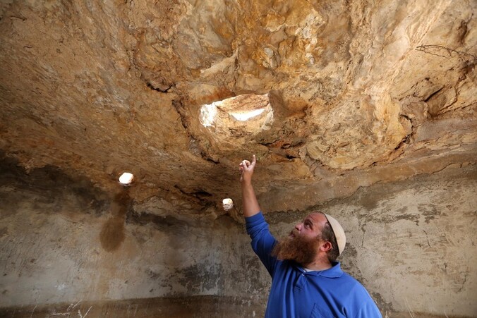 Archeoloog en leider van het project Benjamin Storchan