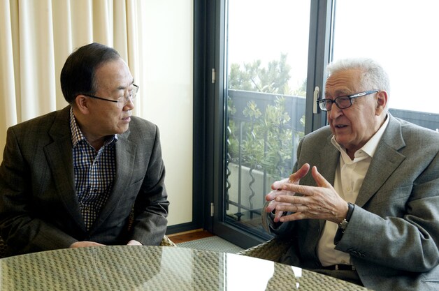 Ban Ki-Moon en Lakhdar Brahimi.