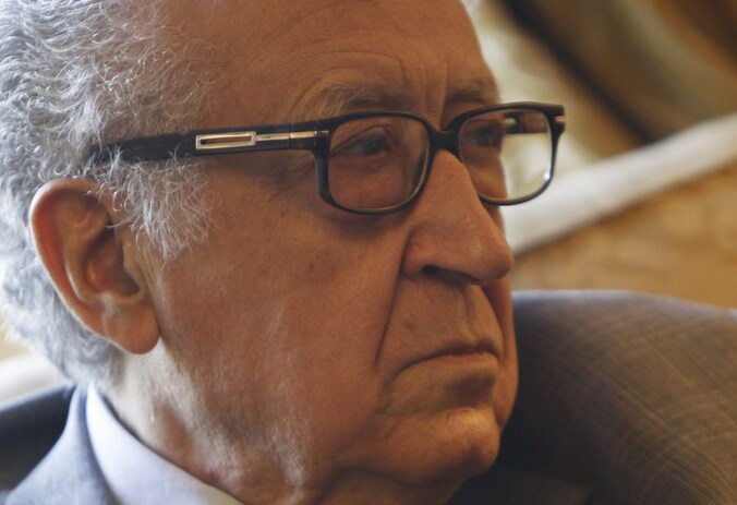 Lakhdar Brahimi heeft een mogelijke oplossing voor het conflict.