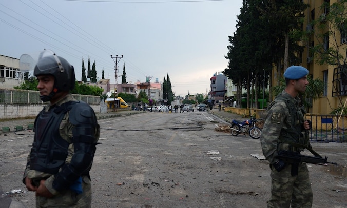 Turkse militairen in het stadje Reyhanli.