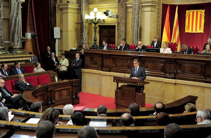 Artur Mas kondigde de datum aan in het parlement.