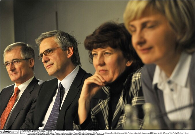 Geert Bourgeois, Kris Peeters, Ingrid Lieten en Hilde Crevits.