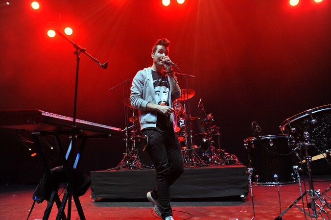 De rockband Bastille is in de running voor vier awards.