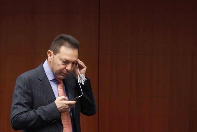 De Griekse minister van Financiën Stournaras moest de lijst opnieuw aan Frankrijk vragen