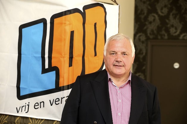 LDD-voorzitter Dedecker hekelt de voorakkoorden.