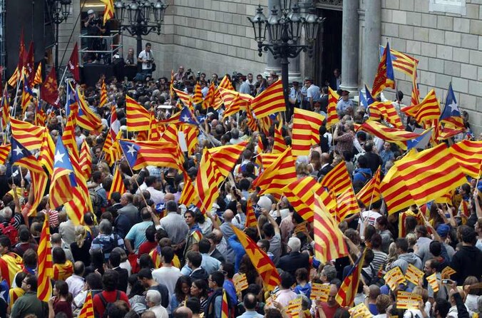 De Catalanen willen zich al lange tijd afscheiden van Spanje