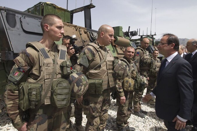 Vorige week was president François Hollande nog op bezoek bij de Franse soldaten in Kapisa