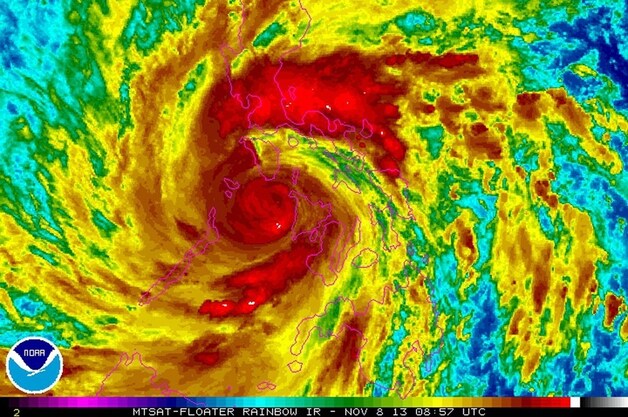 Een satellietfoto van de tyfoon Haiyan