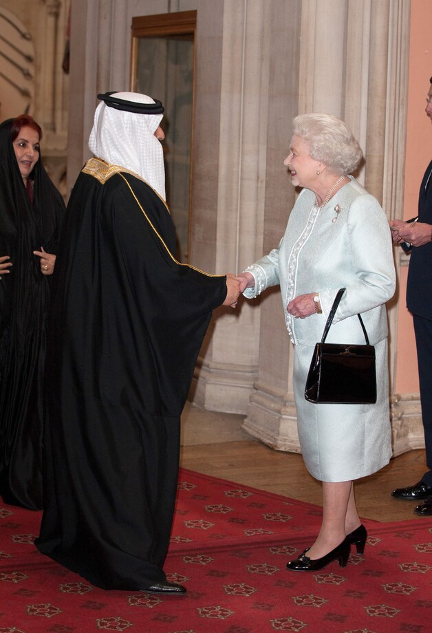 Hamad bin Isa al-Khalifa met de Queen.
