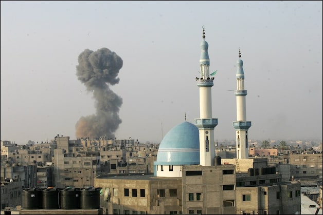 De bombardementen op de Gazastrook gaan voort.