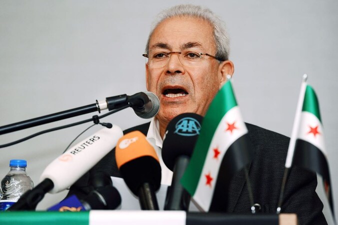 Burhan Ghalioun, de voorzitter van de Syrische nationale raad, sloot elke onderhandeling met het Syrische regime uit als Assad niet opstapt.