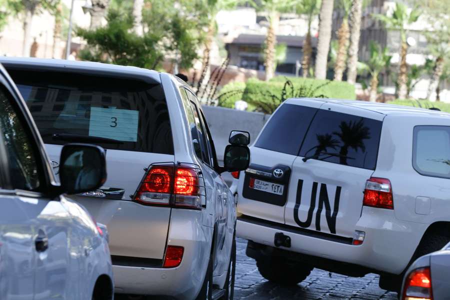 Wagens van de VN met chemische wapenexperts in Damascus.