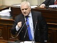 Jean-Marie Dedecker heeft vragen bij de rol van Johan Vande Lanotte in het Electrawinds-dossier.