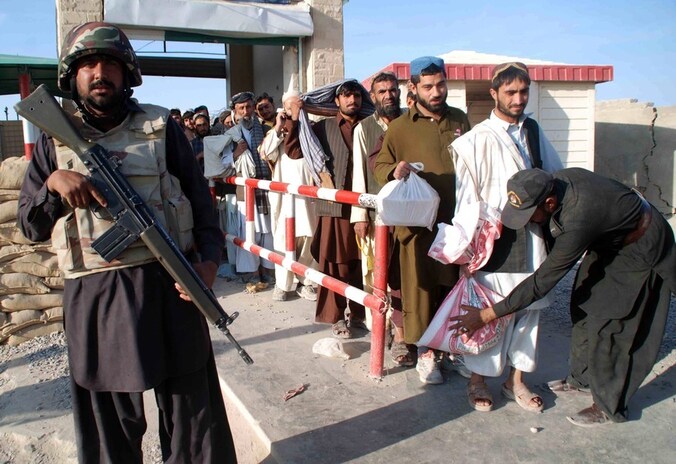 Sinds de dood van talibanleider Hakimullah Mehsud is de controle in Pakistan verscherpt.