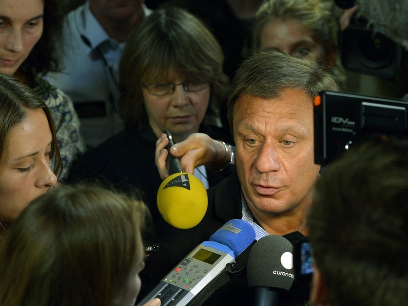 Jean-Denis Lejeune werd omstuwd door camera's en microfoons.