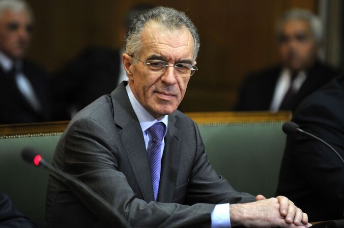 Beoogd minister van Financiën Rapanos werd onwel tijdens de voorbereidingen op de ontvangst van een delegatie accountants van de EU, het IMF en de ECB.