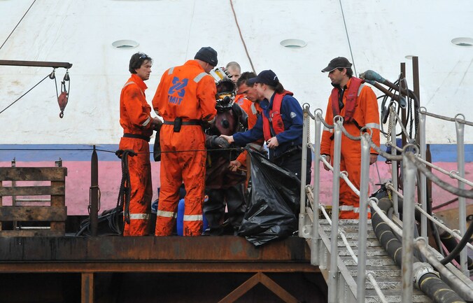 Vorige week werd het wrak van de Costa Concordia olievrij gemaakt.