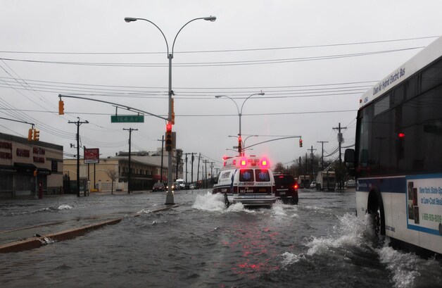 In New York lopen de straten stilaan onder water.