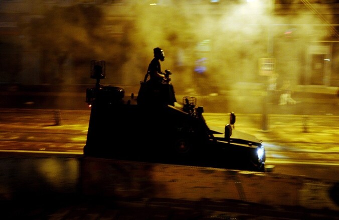Een politiepatrouille in Istanbul.