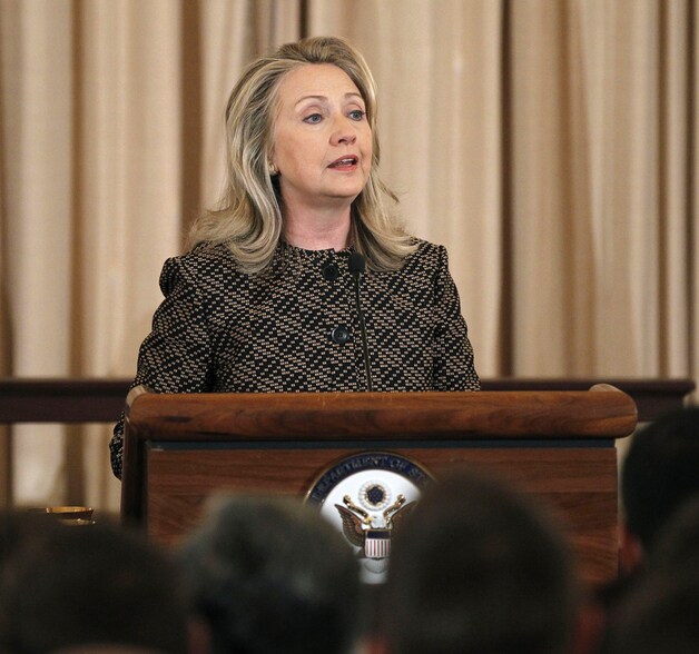 Hillary Clinton verklaarde gisteren dat Rusland aanvalshelikopters heeft geleverd aan het regime van Assad.