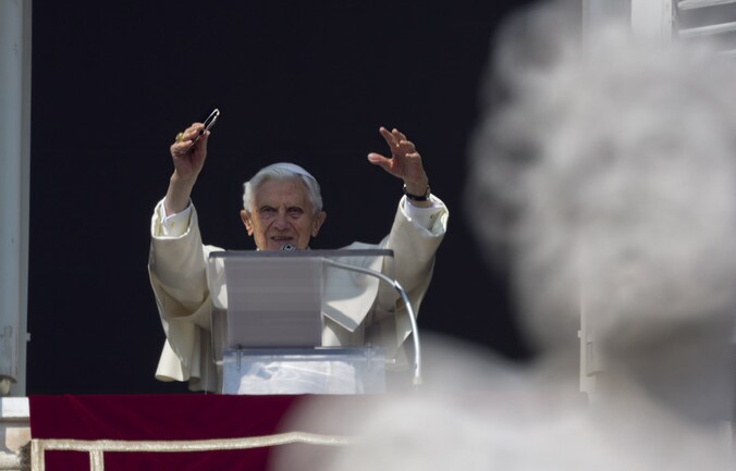 Paus Benedictus XVI op 17 februari in het Vaticaan.