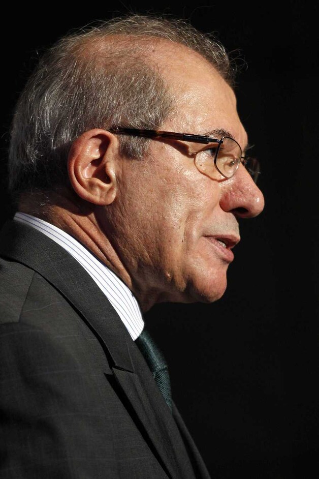 Ahmet Üzümcü.