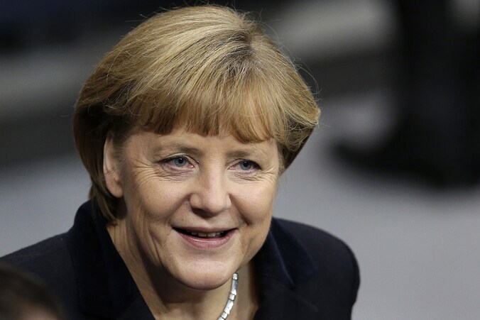 De oppositie schaart zich achter de deal van Merkel.
