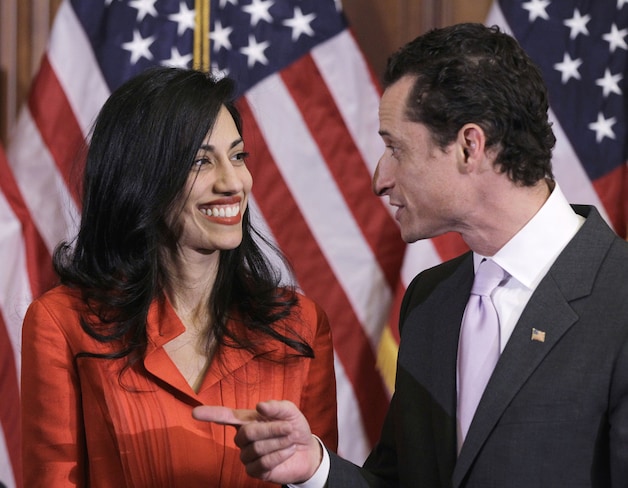 Anthony Weiner en zijn echtgenote Huma Abedin.