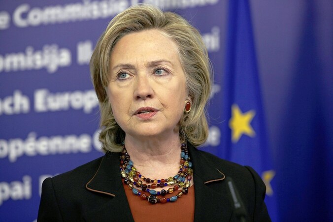 Hillary Clinton ontmoet morgen premier Elio Di Rupo.