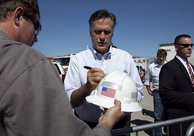 Republikeins presidentskandidaat Mitt Romney op campagnepad.