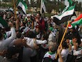 In Syrië zijn er nog dagelijks protesten tegen de overheid.