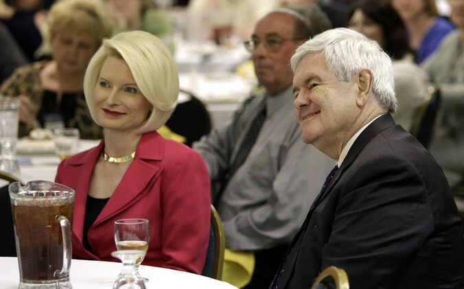 Newt Gingrich in het gezelschap van zijn 23 jaar jongere echtgenote Callista.