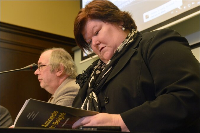 Ook staatssecretaris voor Armoedebestrijding Maggie De Block was aanwezig op de voorstelling van het boek 'Armoede in België'.