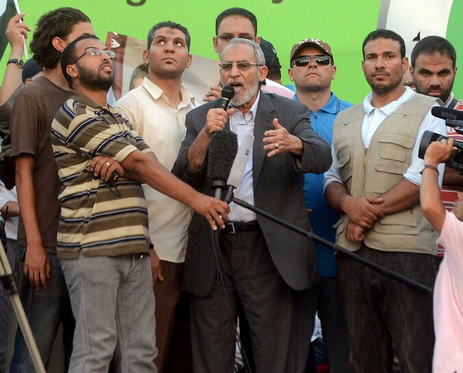 Mohamed Badie, de leider van de Moslim Broederschap, tijdens een toespraak.