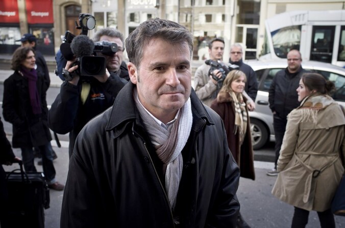 Landbouwer Paul François ademde in 2004 dampen in van het giftige product Lasso, een herbicide dat in ons land verboden is.