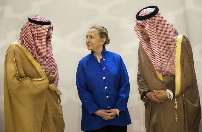 Hilary Clinton is in Saoedi-Arabië om te praten over Iran en Syrië.