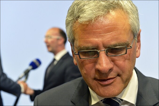 Vlaams minister-president Kris Peeters (CD&amp;V) liet weten dat het bos waar hij een boom heeft geplant zich niet op controversieel gebied bevindt.