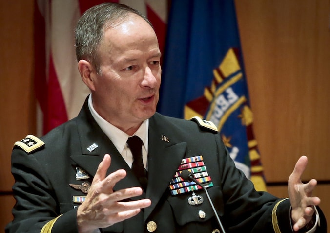 NSA-directeur Keith Alexander.