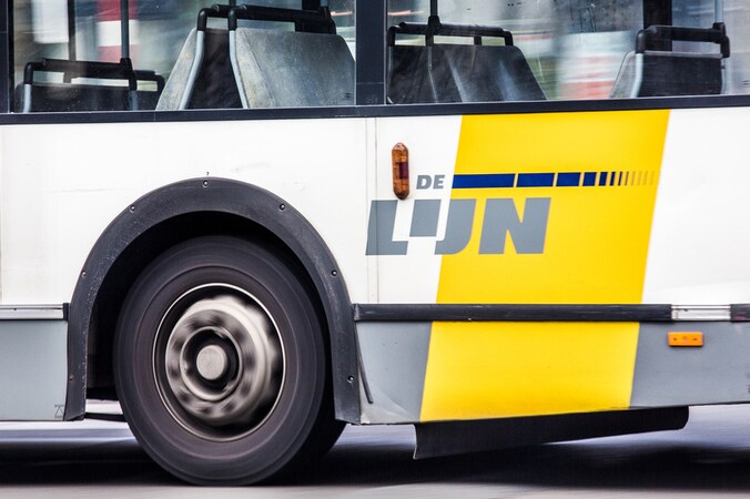 De vakbonden benadrukken dat het niet om een staking gaat, maar dat de reizigers tijdens de duur van de stipheidsacties "ernstige hinder" zullen ondervinden.