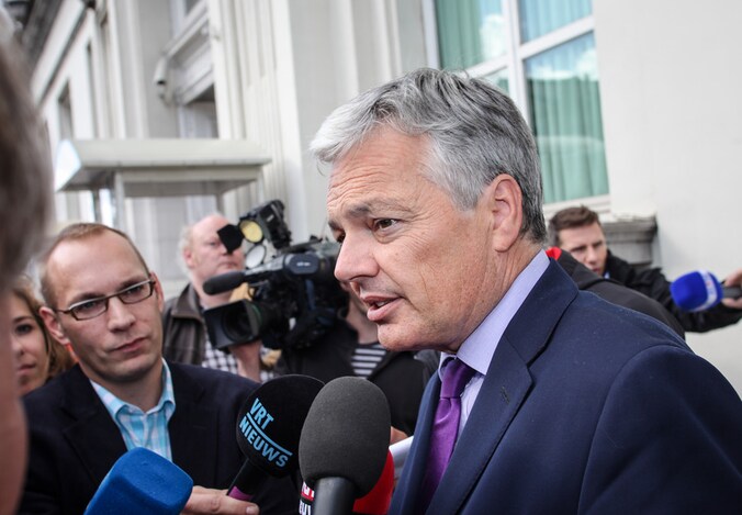 Didier Reynders bij aankomst van vergadering kernkabinet