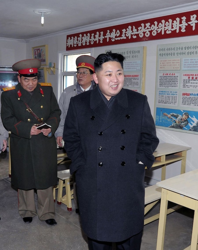 Kenners van Noord-Korea schatten dat Kim Jong-Un tussen de 25 en 30 jaar oud is.