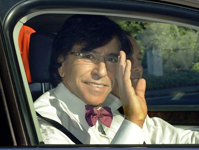 Di Rupo is de laatste die langsging op het paleis.
