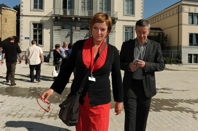 VRT-journaliste Machteld Libert en hoofdredacteur Wim Willems.