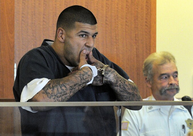 Aaron Hernandez in de rechtbank.