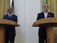 VN-gezant Annen (links) met de Iraanse minister van Buitenlandse Zaken Ali Akbar Salehi.