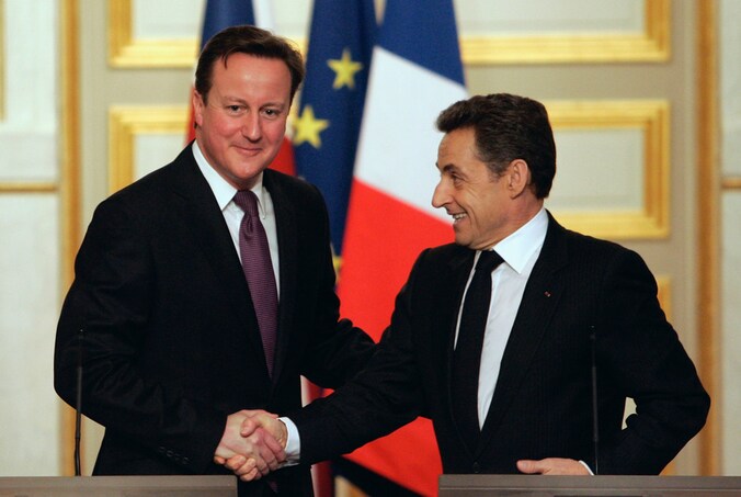 De Britse premier David Cameron met de Franse president Nicholas Sarkozy.