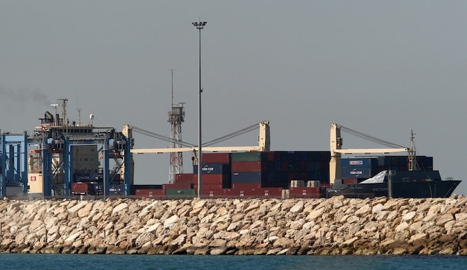 Het schip 'Victoria' dat gisteren onderschept werd door Israël.