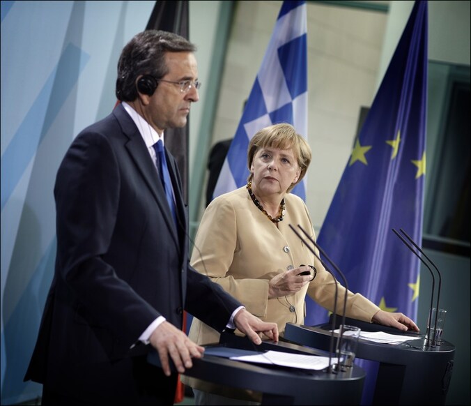 De Griekse premier Antonis Samaras op bezoek bij de Duitse bondskanselier Angela Merkel.